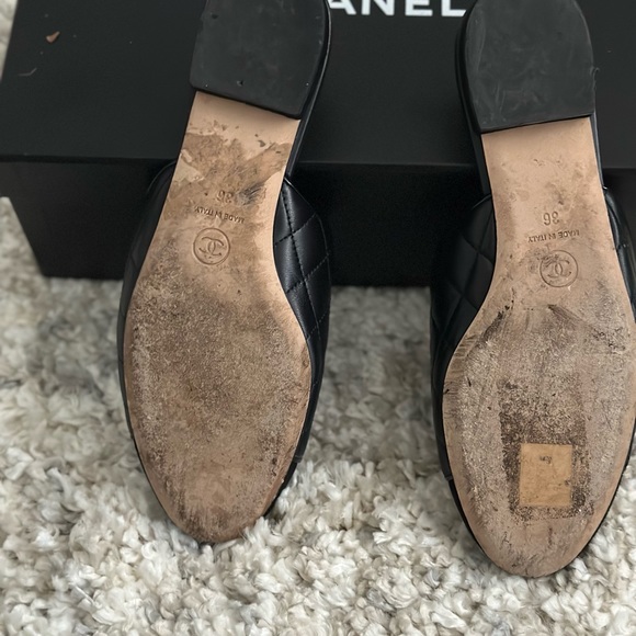 Chanel flats size 36 comes with box - Picture 3 of 5